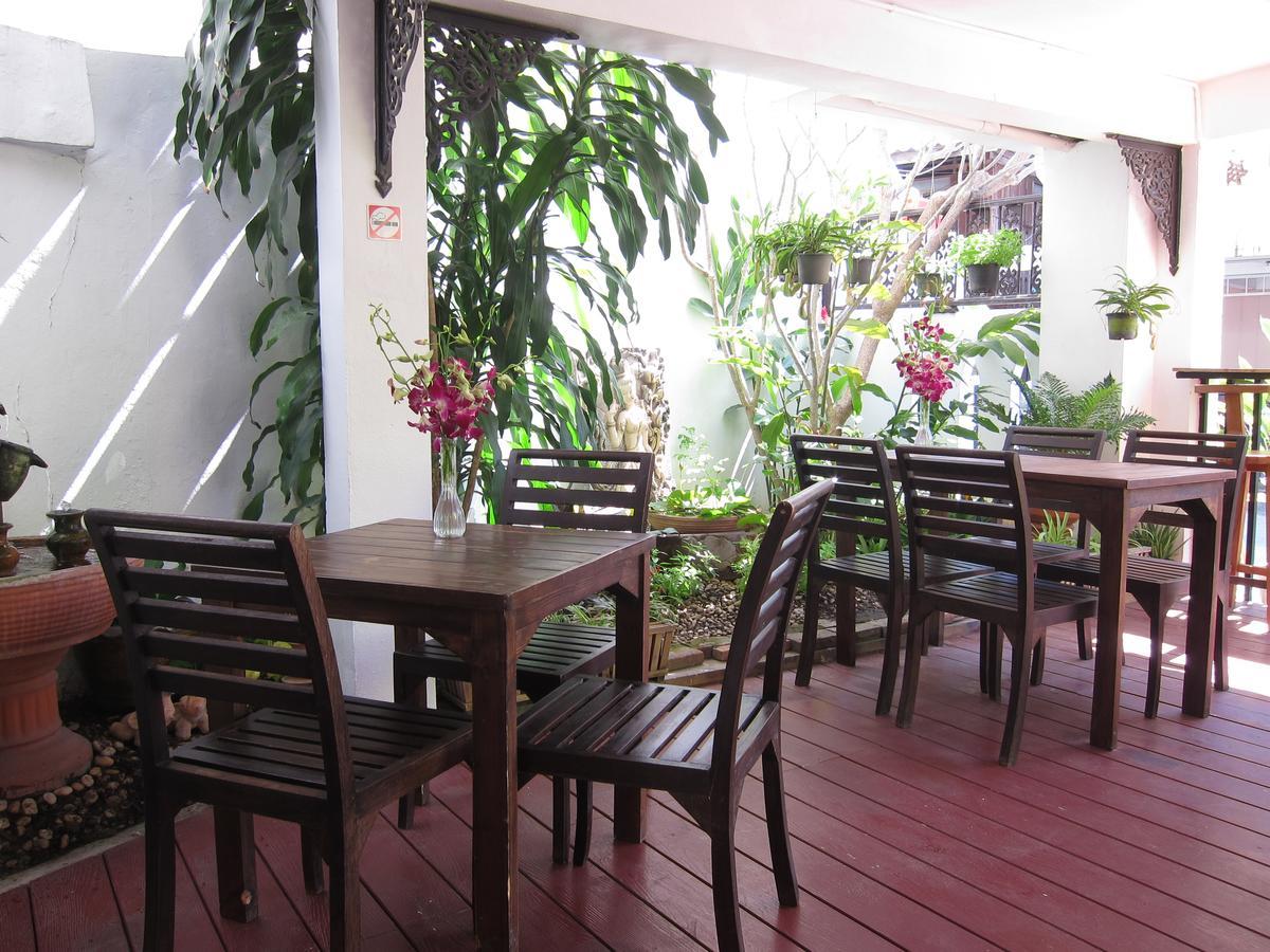 V Lodge Chiang Mai Extérieur photo