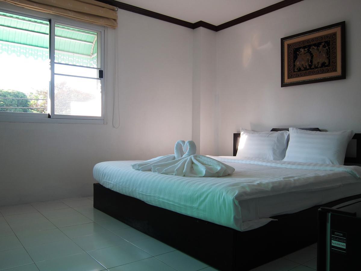 V Lodge Chiang Mai Extérieur photo