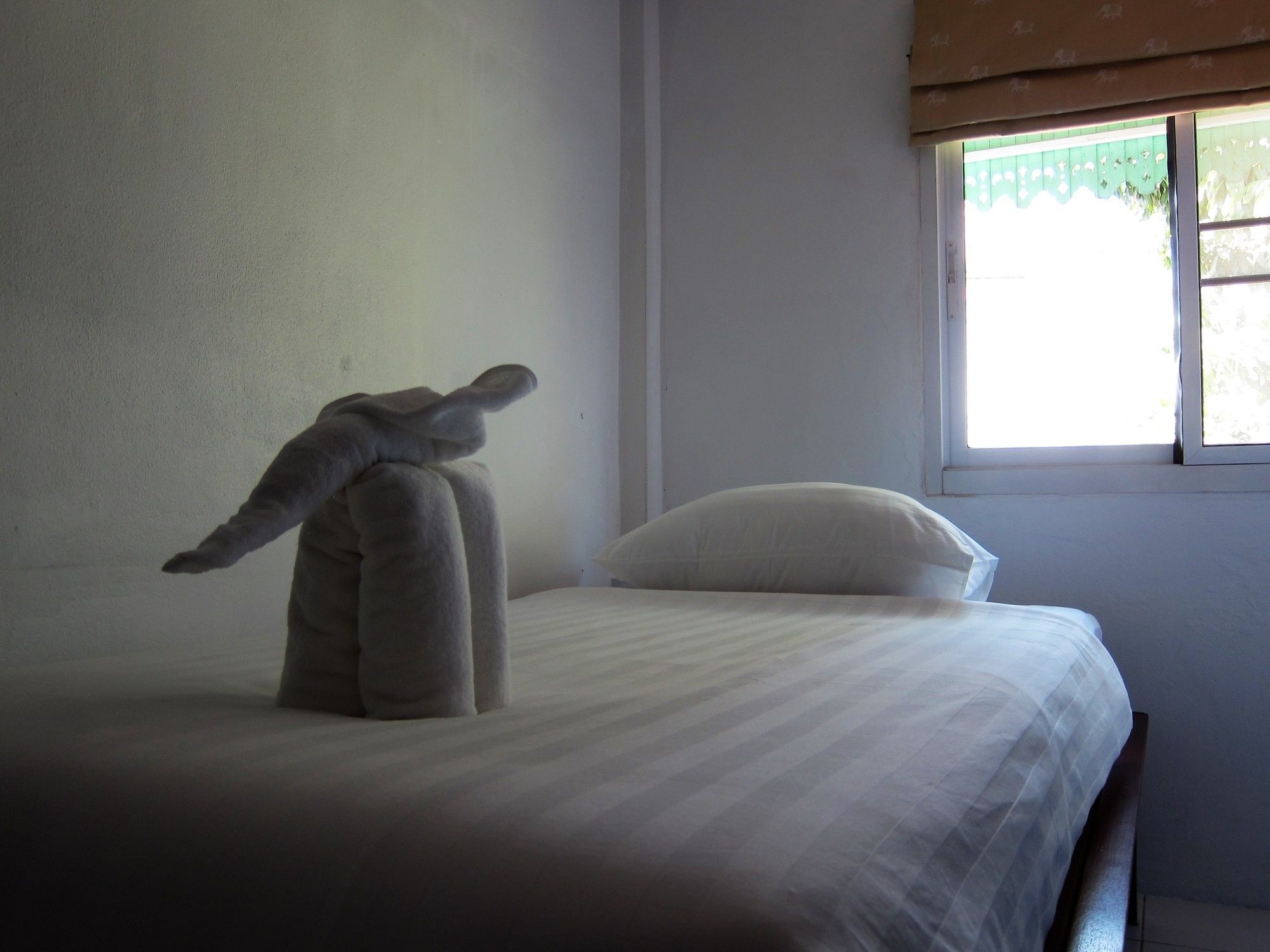 V Lodge Chiang Mai Extérieur photo